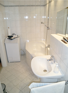 Bad 50 plus. - Bild 3